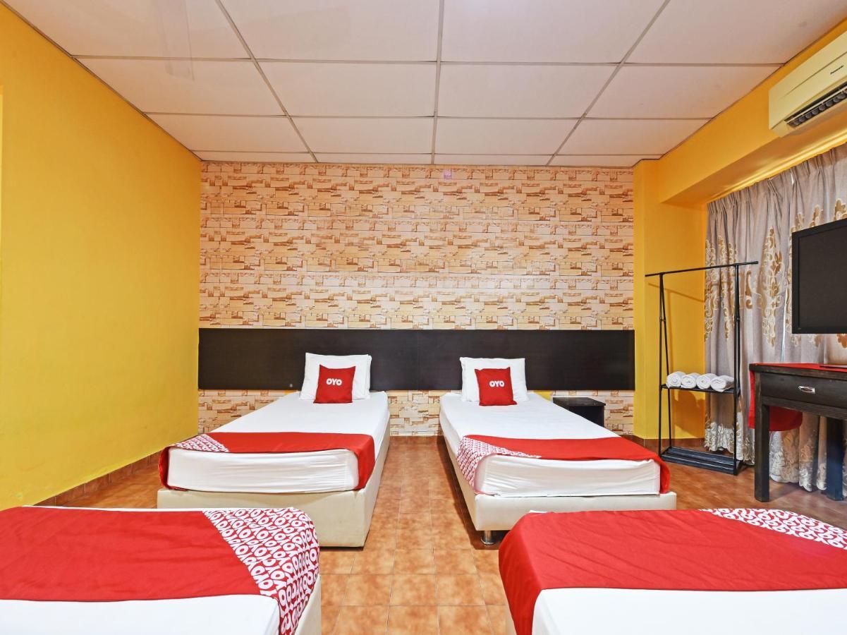 Oyo 90363 Nyamanya Inn 콴탄 외부 사진